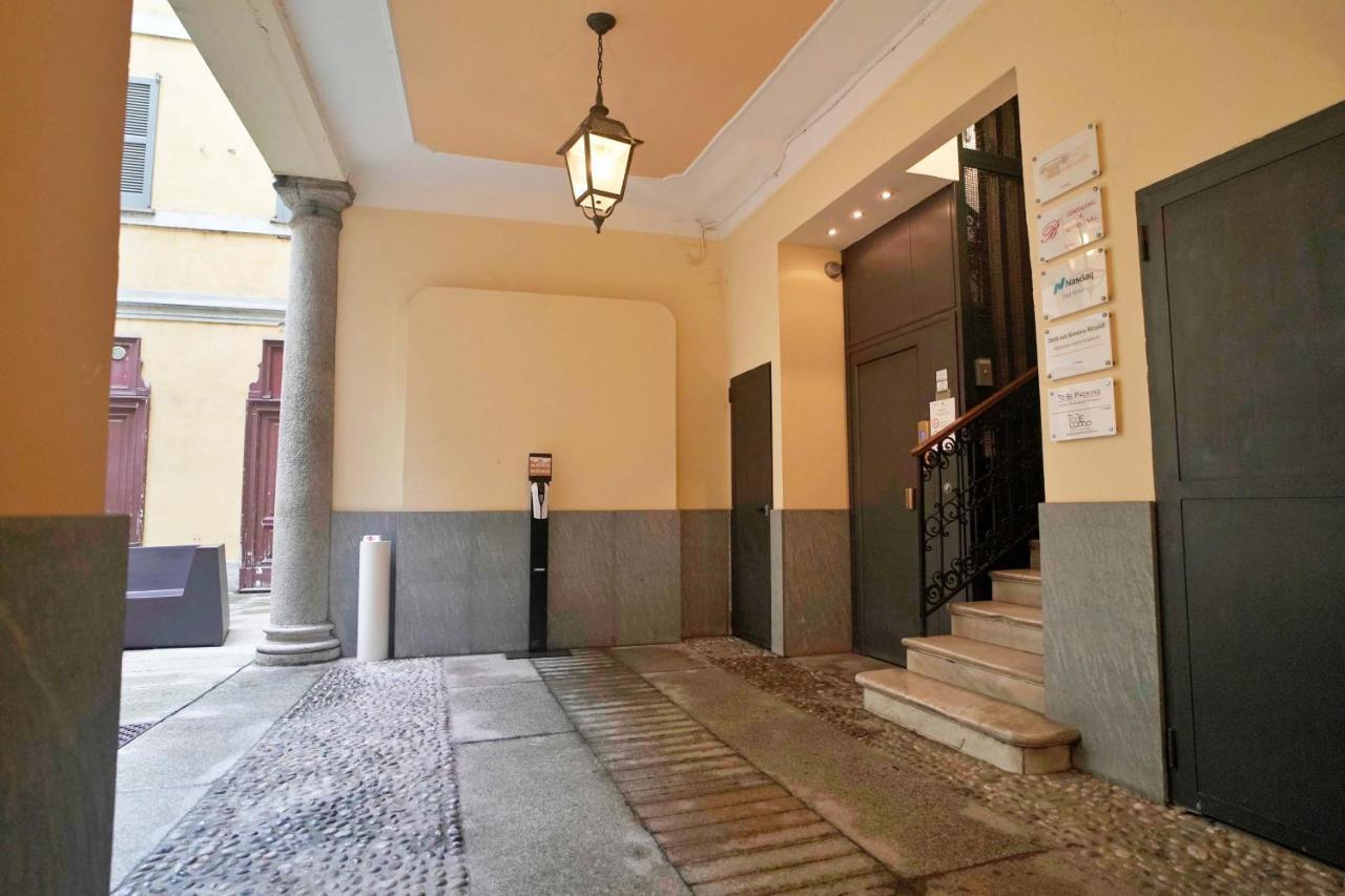 Chic 1Bdr With Shared Terrace Steps From Duomo By Rentopolis Milano Esterno foto