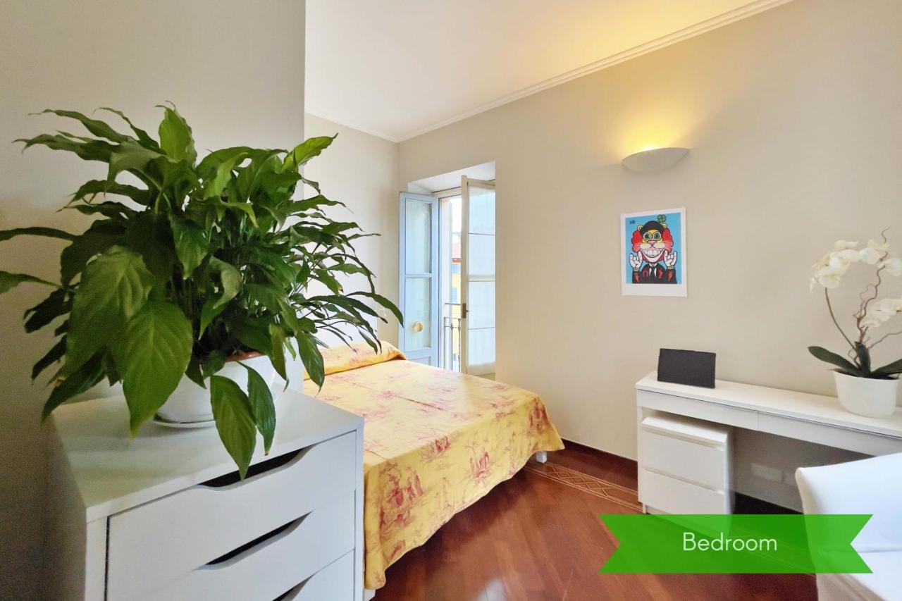 Chic 1Bdr With Shared Terrace Steps From Duomo By Rentopolis Milano Esterno foto